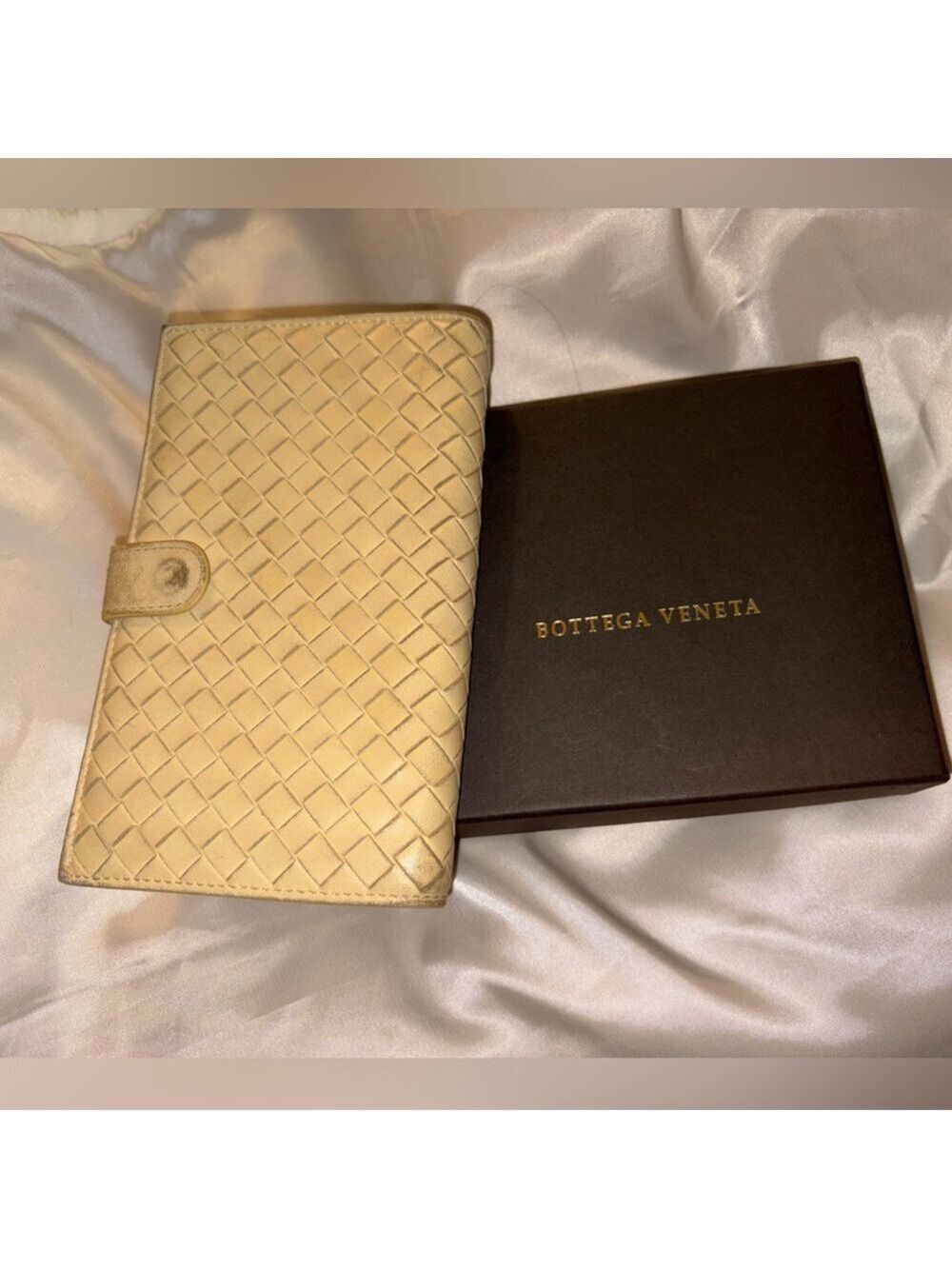Bottega Veneta Beige Intrecciato Long Leather Wallet in Box